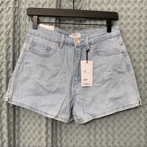 Forever 21 Pants - NWT Forever 21 High Rise shorts
